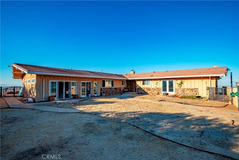Photo 2 of 1032 W Avenue S14