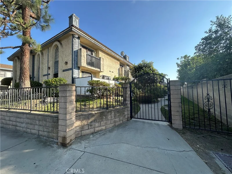 Photo 2 of 13420 Tracy Street 9