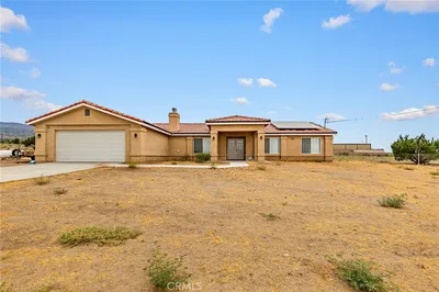 9570 Mescalero, Phelan, CA 92371