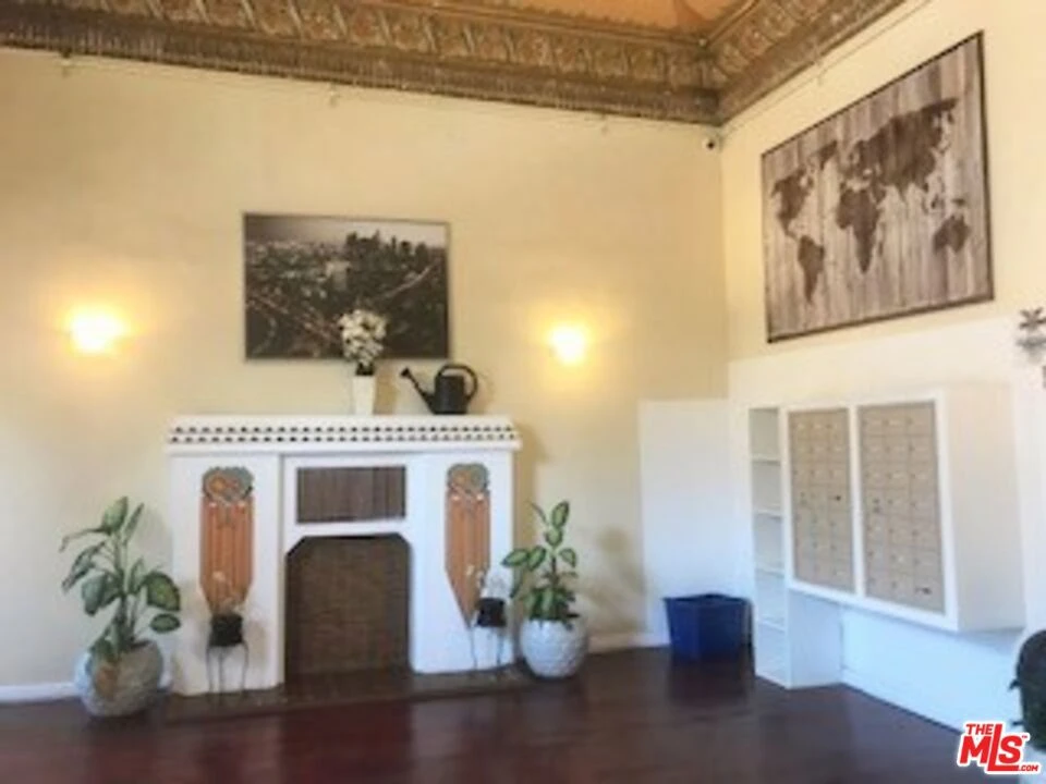 Interior 1