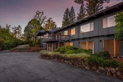 15 Naranja Way, Portola Valley, CA 94028