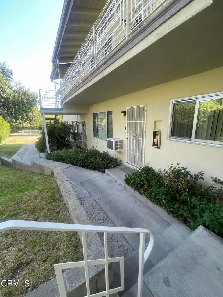 Photo 2 of 2705 Piedmont Avenue 2