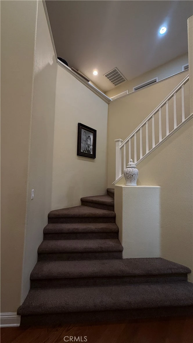 Interior 4