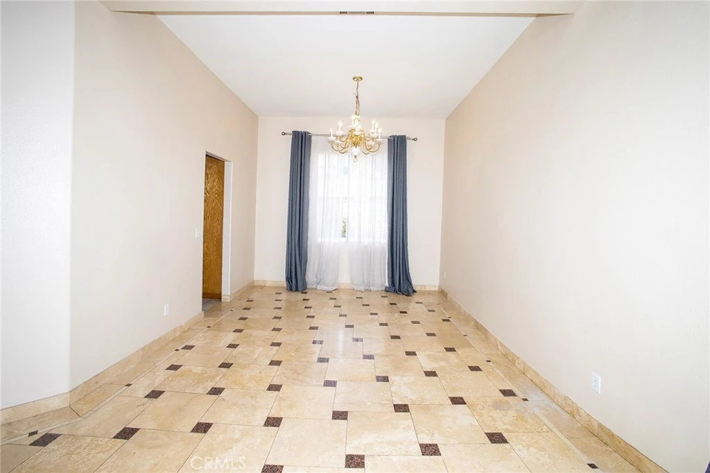 Interior 3