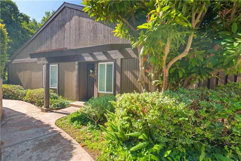 1268 Tarryglen, San Dimas, CA 91773