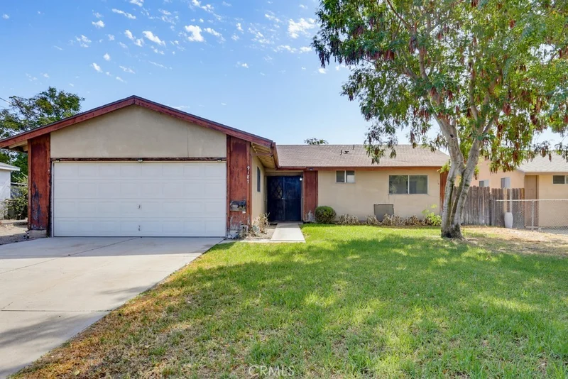 9187 Cypress, Fontana, CA 92335
