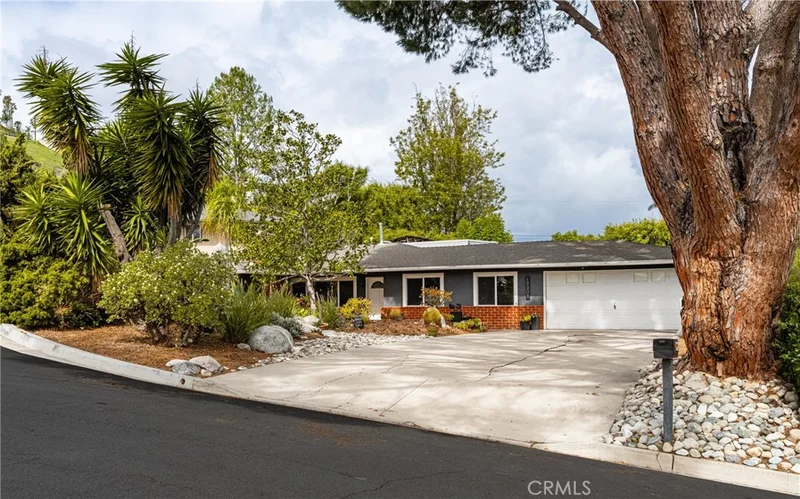 Photo 2 of 19301 Maynard Way