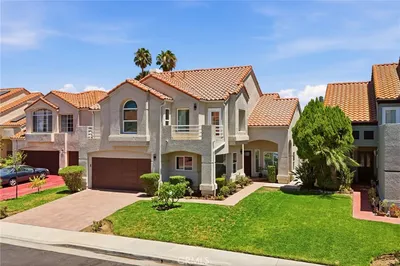 7422 Kyle Court, West Hills, CA 91307