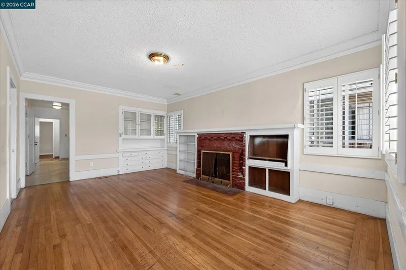 Photo 2 of 1211 Blake St