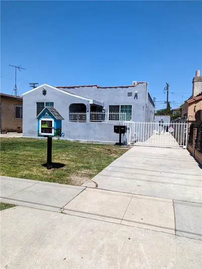 4409 E 56th, Maywood, CA 90270