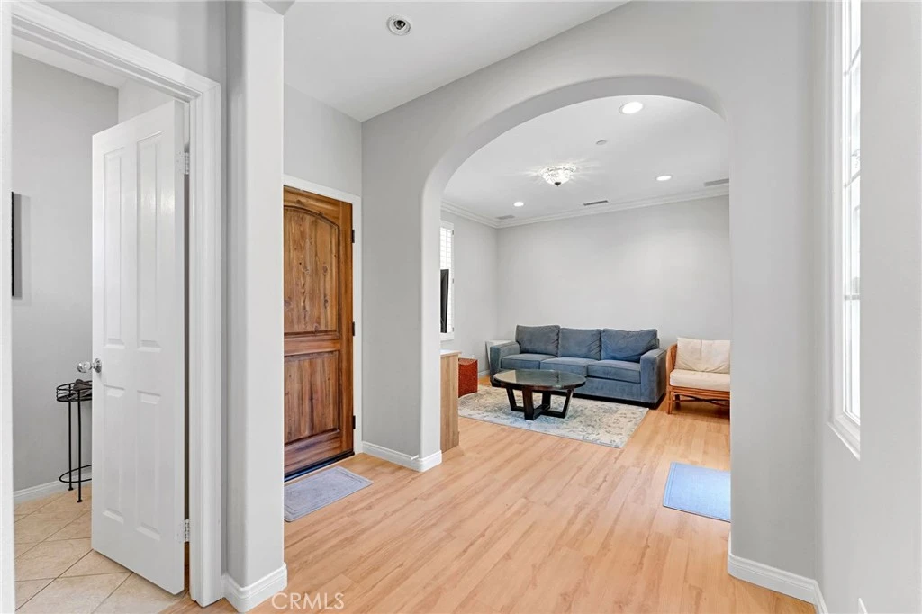 Interior 2