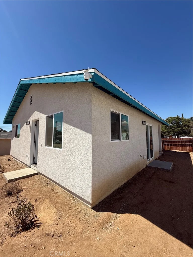 Photo 2 of 1332 Olivine Avenue