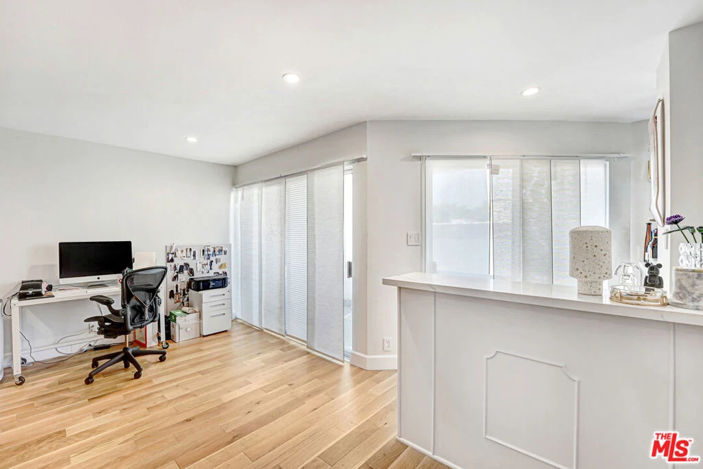 Interior 2