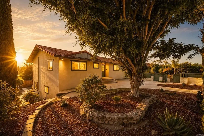 361 E Indian Rock Road, Vista, CA 92084