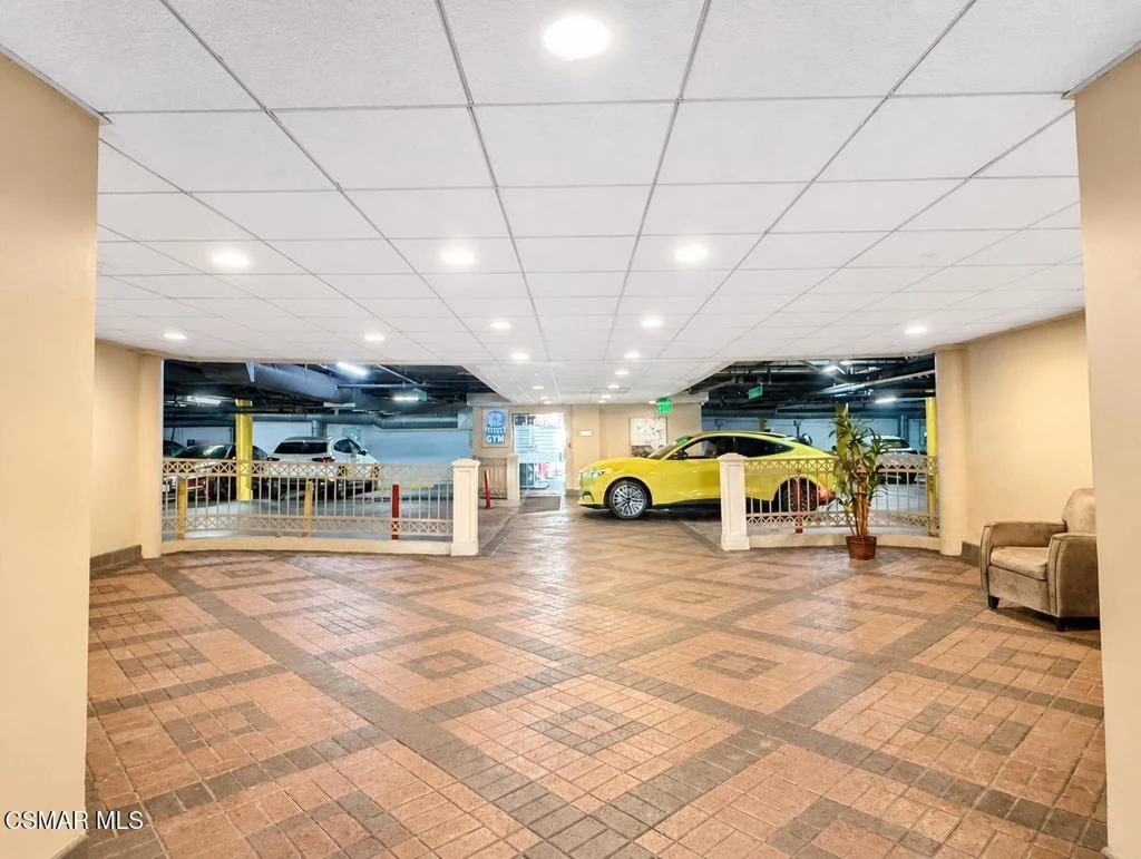 Interior 2
