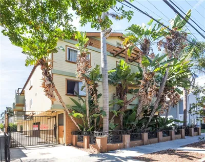 453 Almond Avenue 6, Long Beach, CA 90802