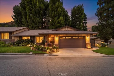 26562 Cardwick Court, Newhall, CA 91321