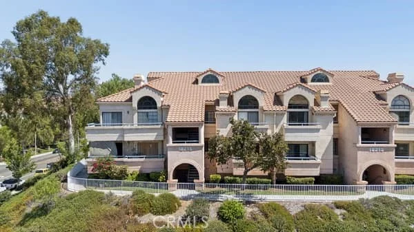 18215 Flynn 124, Canyon Country, CA 91387