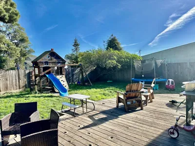 470 Wall Street Street, Fort Bragg, CA 95437