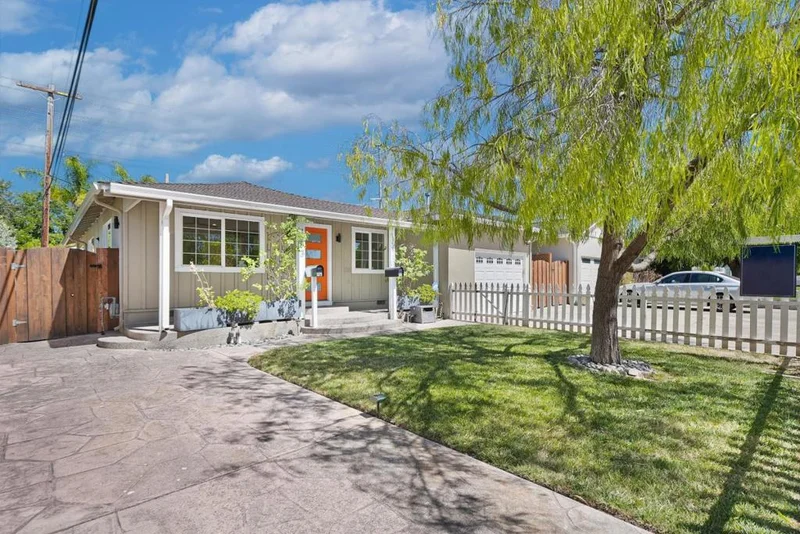 Photo 2 of 1271 Foley Avenue
