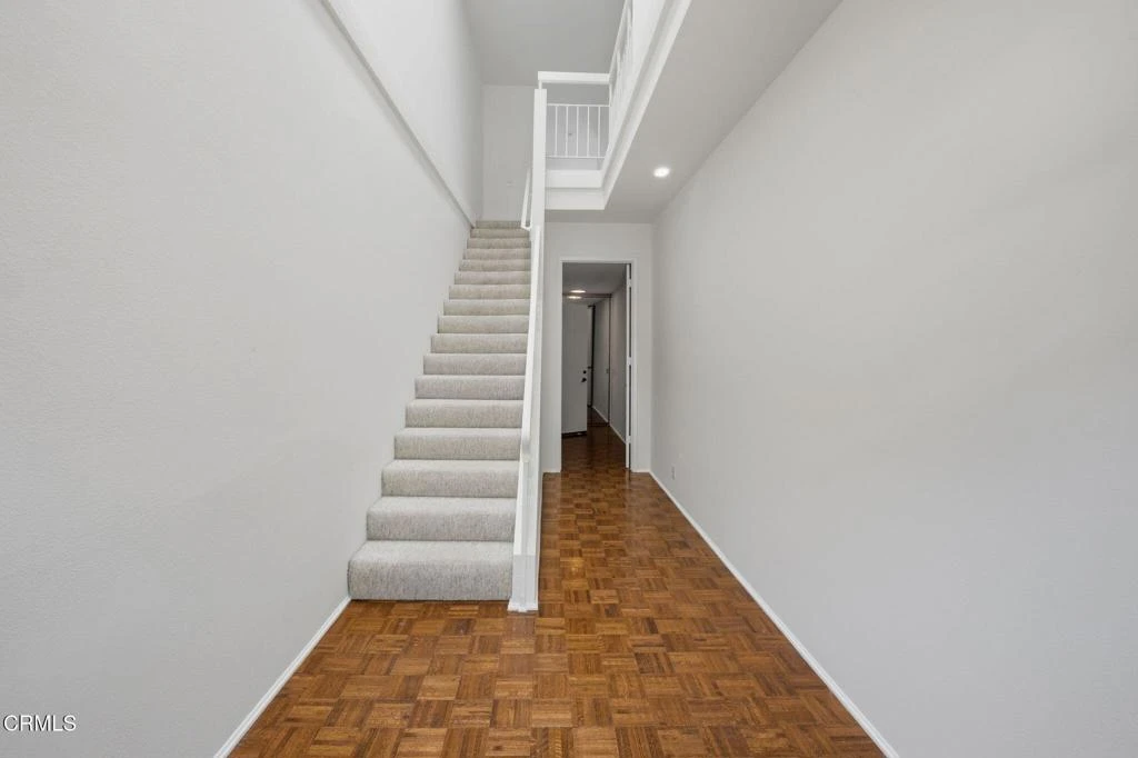 Interior 2