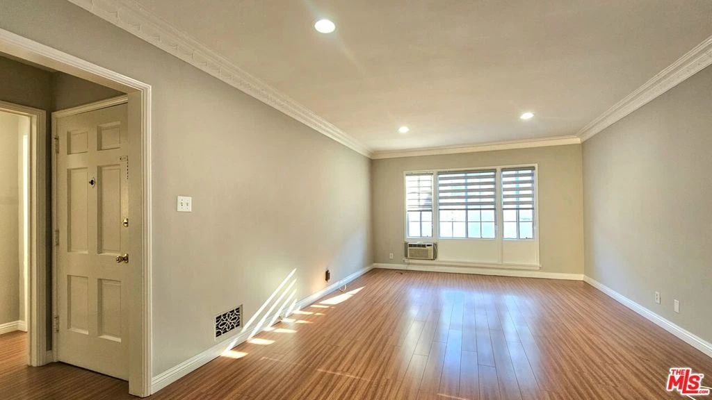 Interior 2
