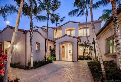 1299 Urania Ave, Encinitas, CA 92024