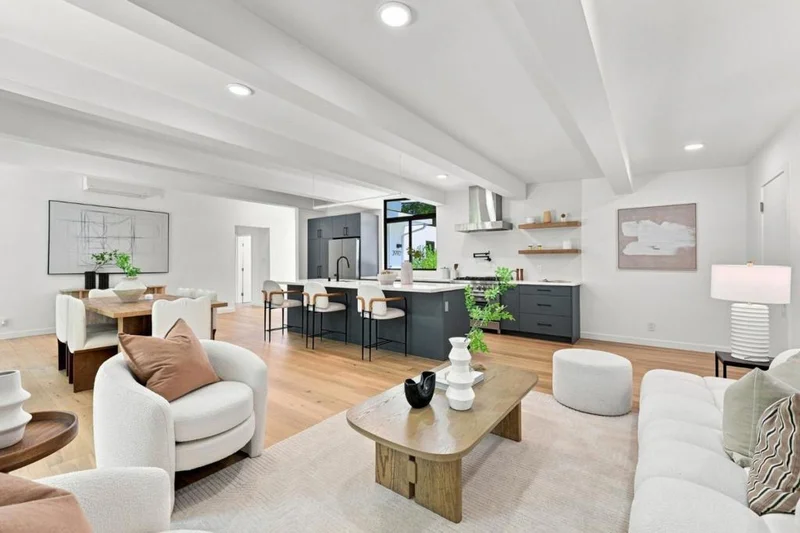 3992 Bibbits Drive, Palo Alto, CA 94303