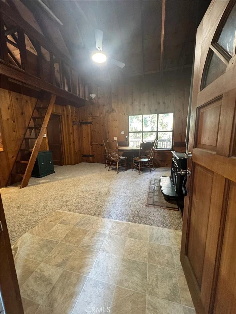 Interior 2