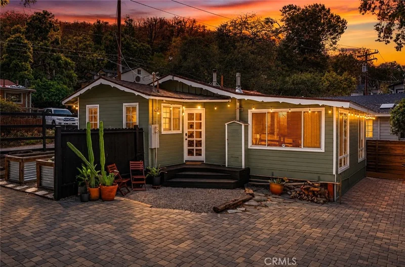 29241 Hazel Bell, Silverado Canyon, CA 92676