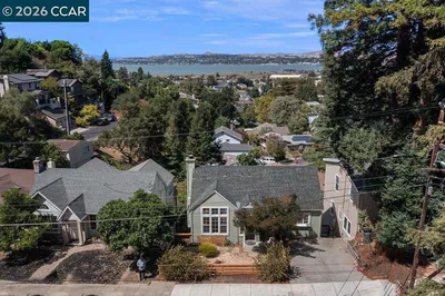 1160 Arlington Way, Martinez, CA 94553