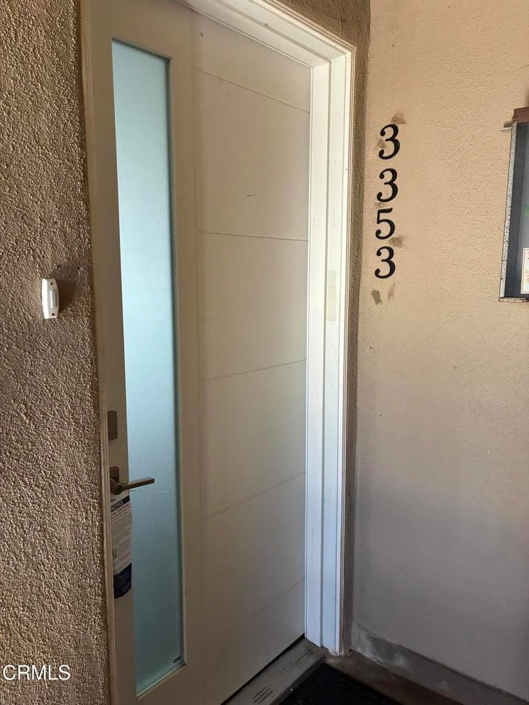 Photo 2 of 3353 Rexford Street