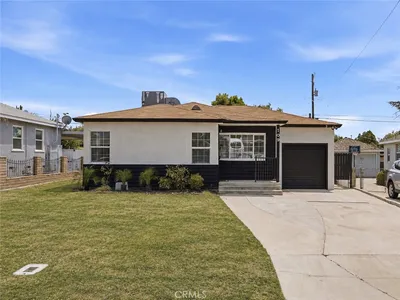 109 La Mesa, Bakersfield, CA 93305