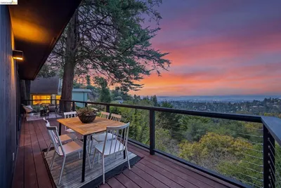 6833 Snake Road, Oakland, CA 94611