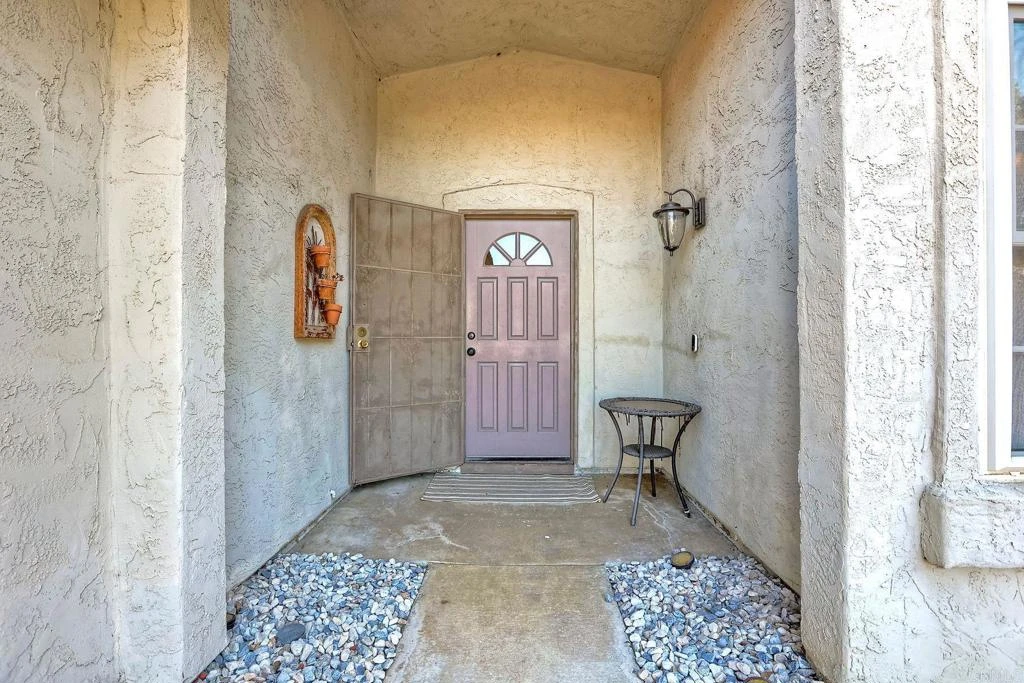 Interior 2