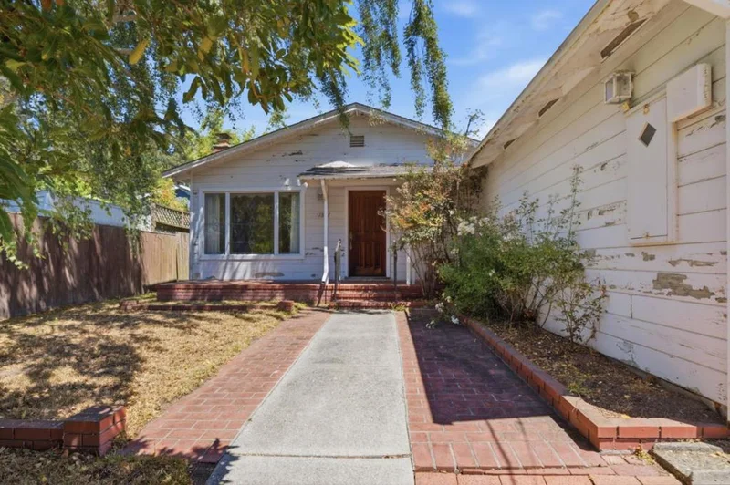 1527 Madeira Drive, Pacifica, CA 94044