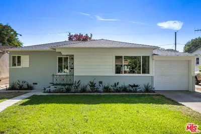 811 N Keystone Street, Burbank, CA 91506