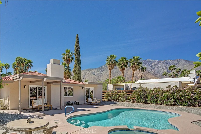 1360 E Gem Circle, Palm Springs, CA 92262