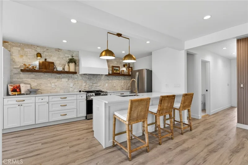 4562 W 142nd Street, Hawthorne, CA 90250