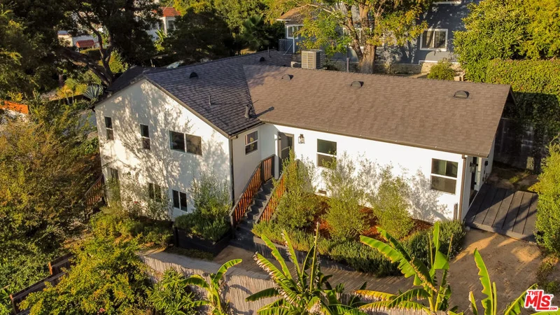 4020 Clayton Avenue, Los Angeles, CA 90027