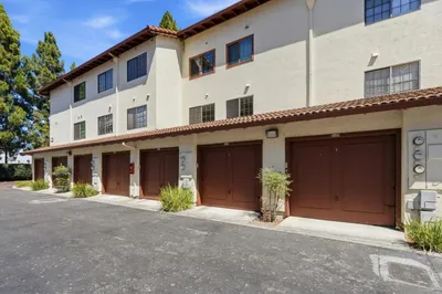 454 Costa Mesa Terrace B, Sunnyvale, CA 94085