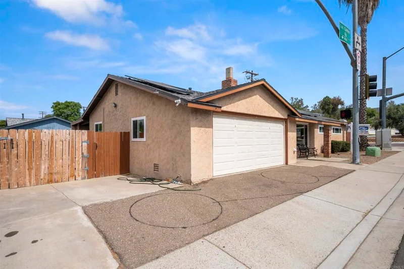 Photo 2 of 8809 Los Coches Rd