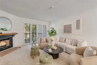 26015 Alizia Canyon B, Calabasas, CA 91302