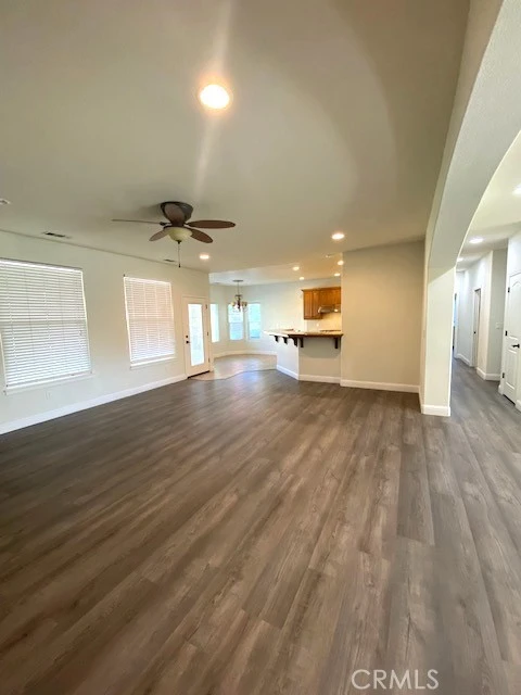 Interior 4