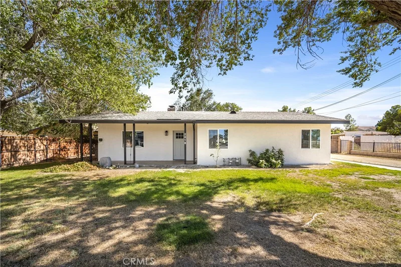 Photo 2 of 2018 W Avenue K4