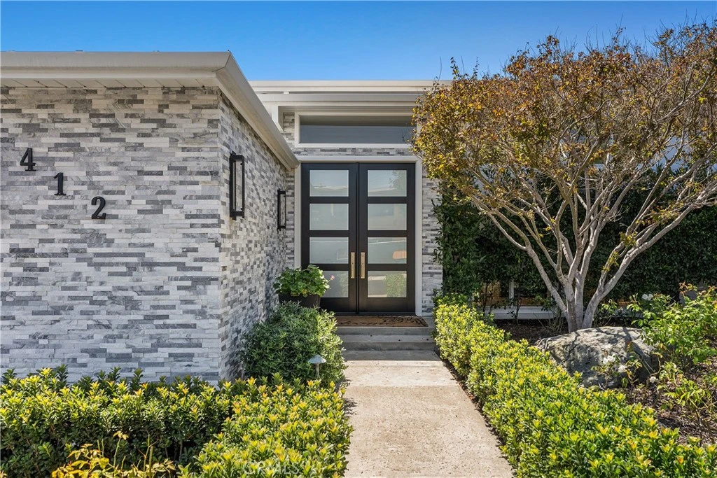 Interior 2