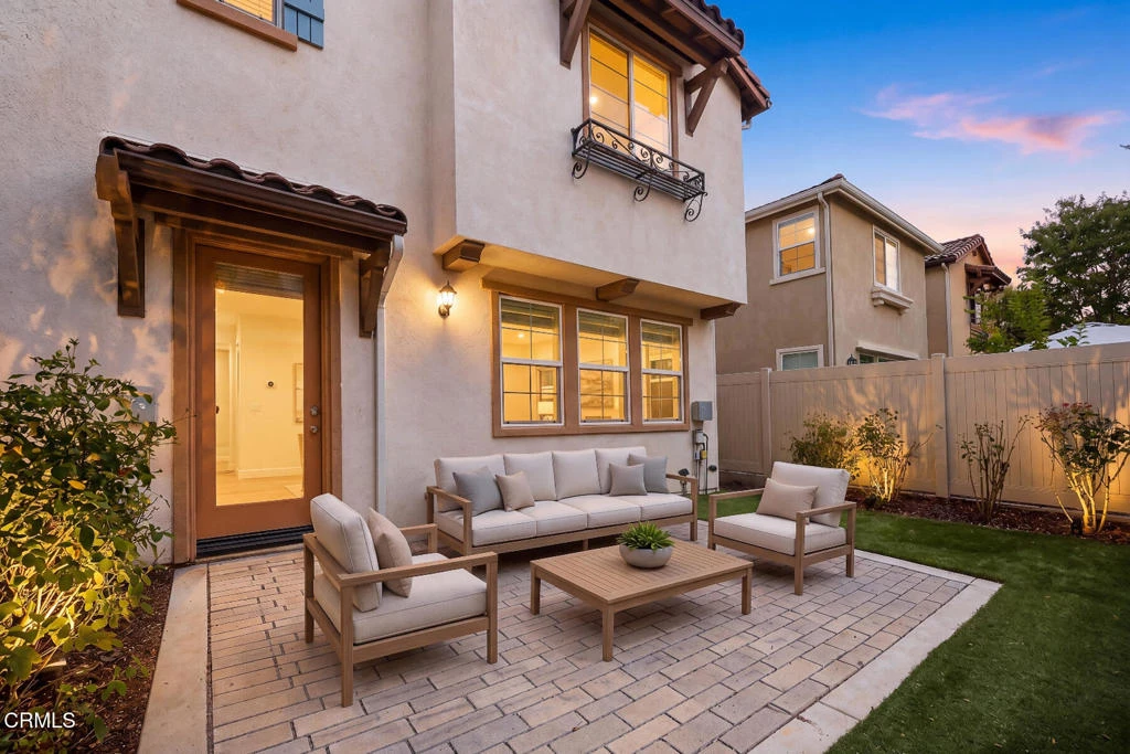 Interior 2