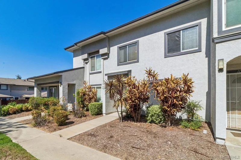 Photo 2 of 10657 Prince Carlos Ln
