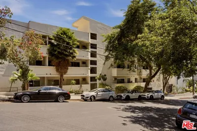 960 Larrabee Street 117, West Hollywood, CA 90069
