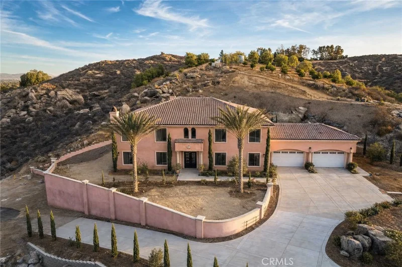 Photo 2 of 17190 Small Canyon Lane